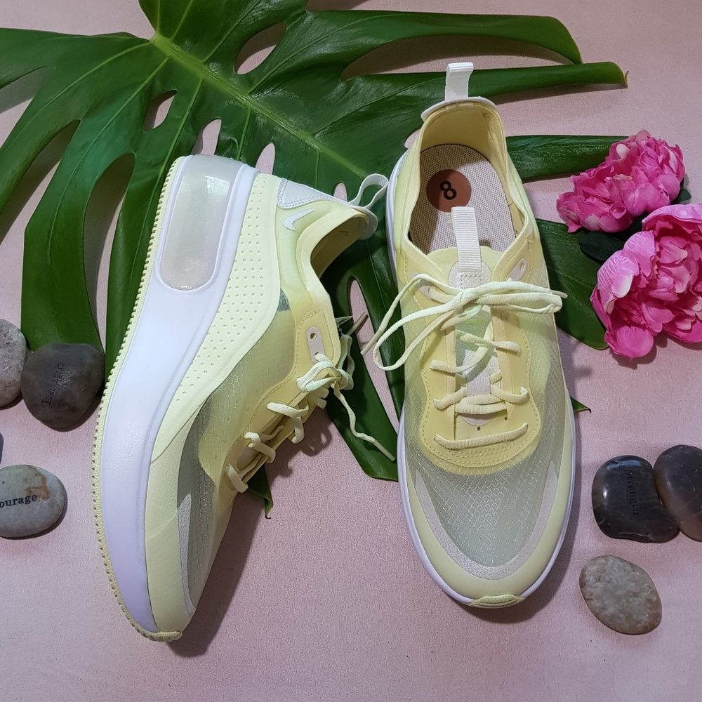 NIKE Air Max Dia LX Sneakers Luminous Green/White